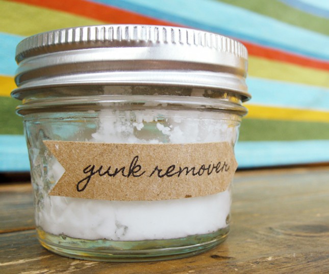 Non-toxic sticky residue remover