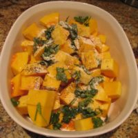 Garlicky baked squash. Amazing. Garlicky baked squash. Amazing.